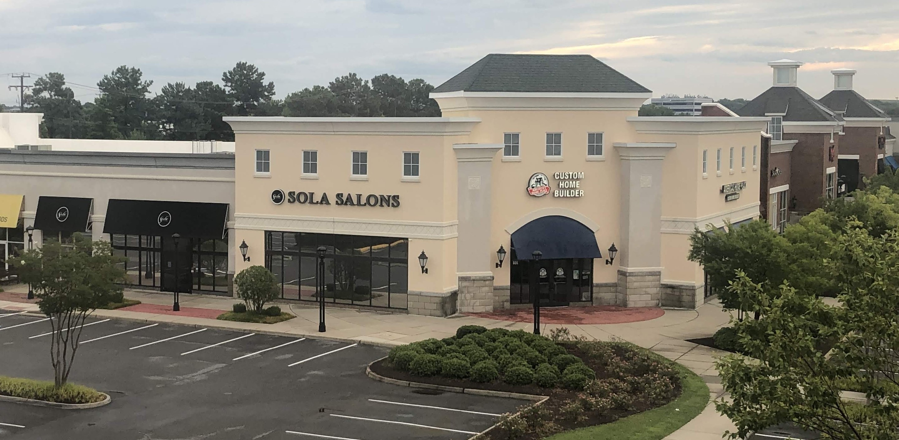 Sola Salons retail center exterior